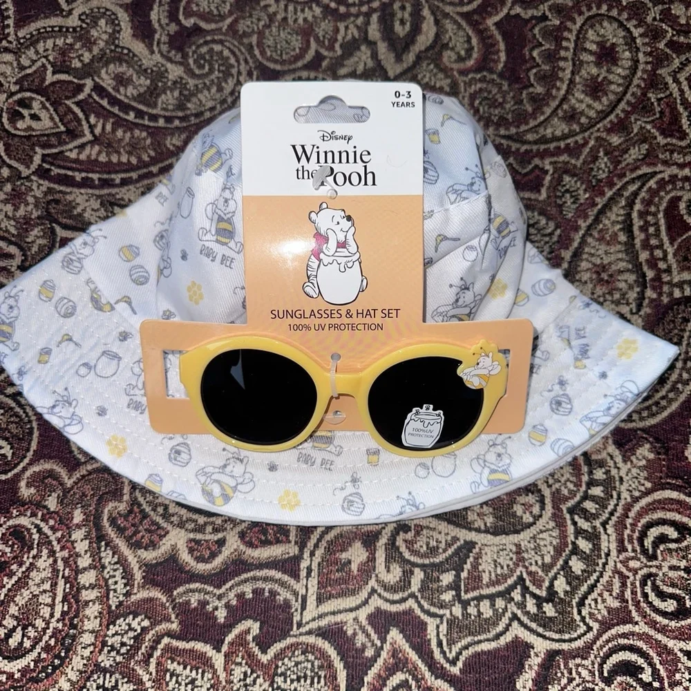 NWT Disney Winnie The Pooh Beach Bucket Hat & Sunglasses Set 0-3 Years